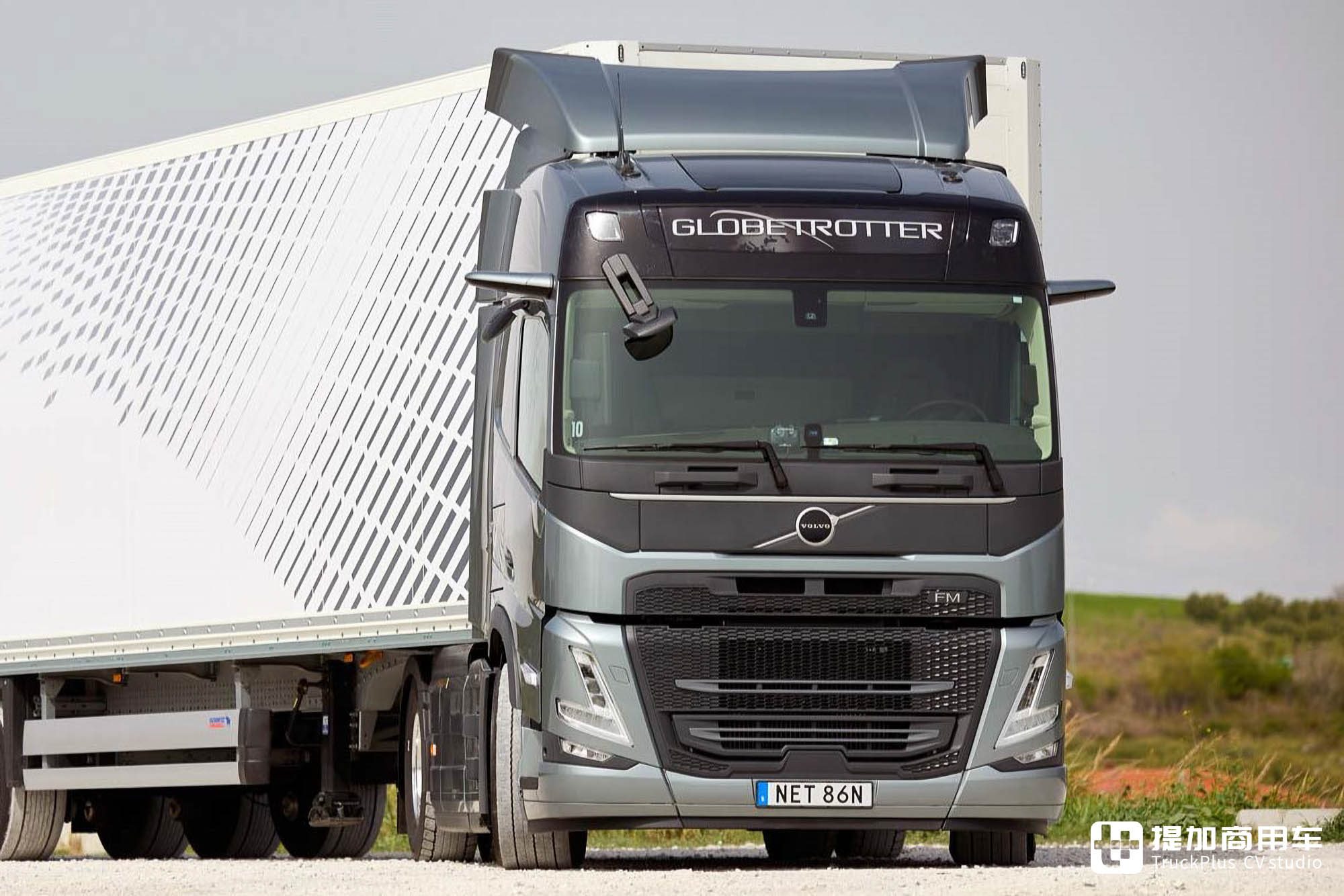 全车空气悬挂,生活设施丰富,顶配的沃尔沃FM 380 6x2载货车了解一下 - 第4张 - 提加商用车网 全车空气悬挂,生活设施丰富,顶配的沃尔沃FM 380 6x2载货车了解一下 - 第4张