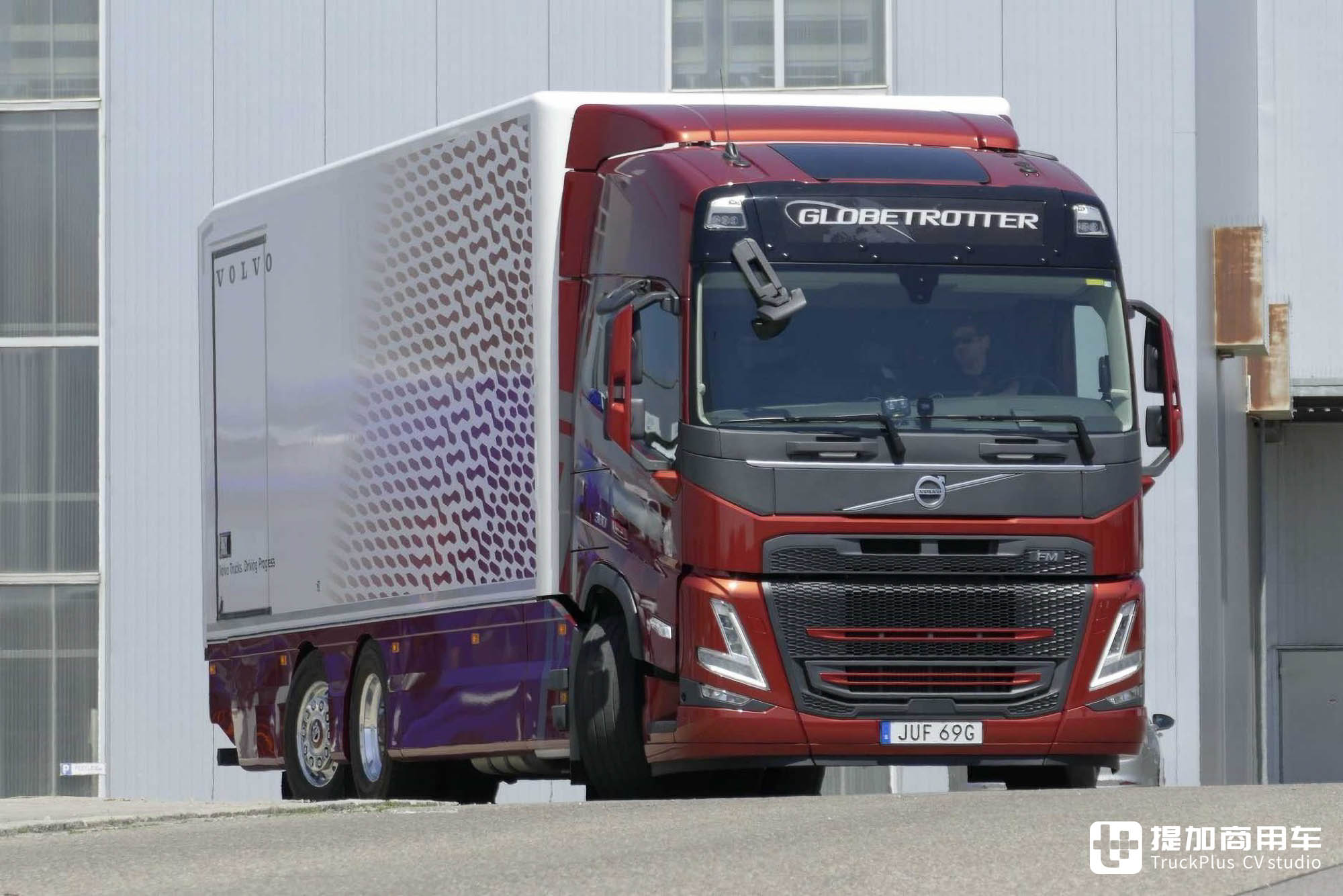 全车空气悬挂,生活设施丰富,顶配的沃尔沃FM 380 6x2载货车了解一下 - 第5张 - 提加商用车网 全车空气悬挂,生活设施丰富,顶配的沃尔沃FM 380 6x2载货车了解一下 - 第5张