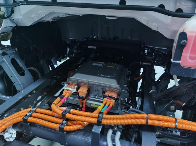 高效续航长 轻量盈利,乘龙L2V电动轻卡开启赚钱新城配 - 第2张 - 提加商用车网 高效续航长 轻量盈利,乘龙L2V电动轻卡开启赚钱新城配 - 第2张