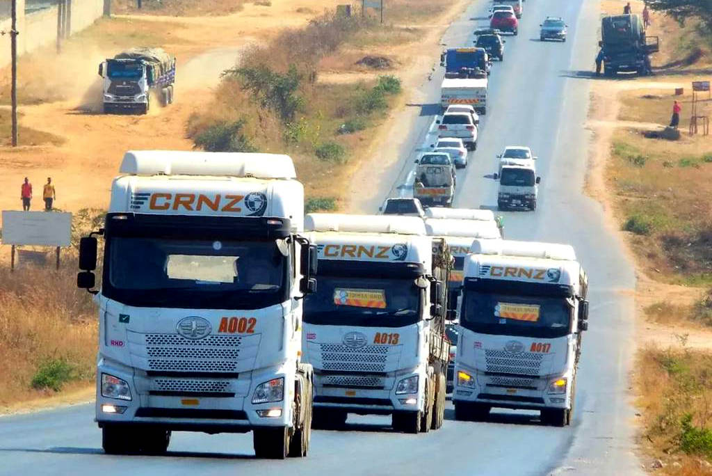 一汽解放21辆牵引车顺利交付中铁九局赞比亚多元经营中心