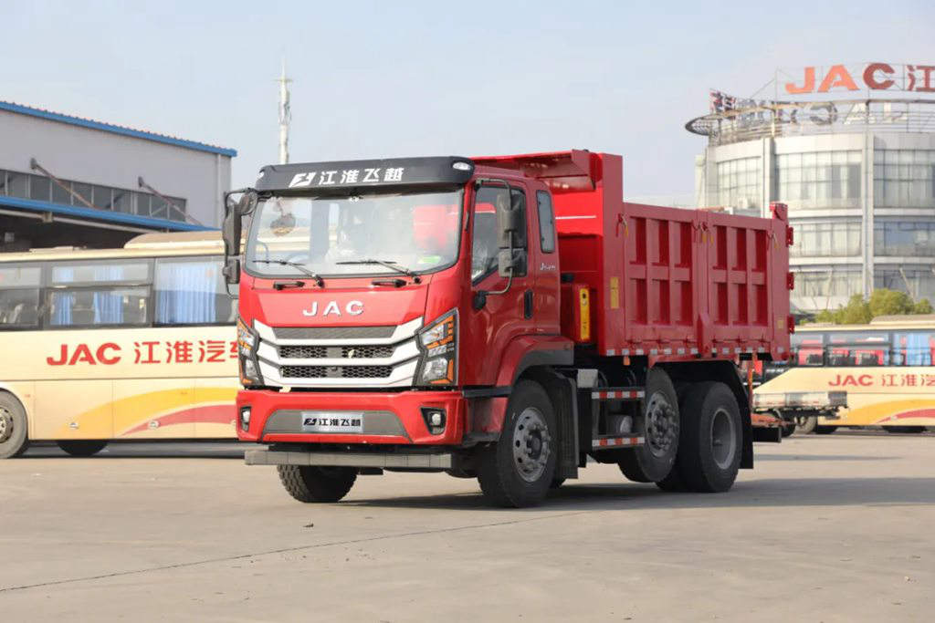 明星产品丨城建新动力,创富新选江淮飞越6×2R自卸车