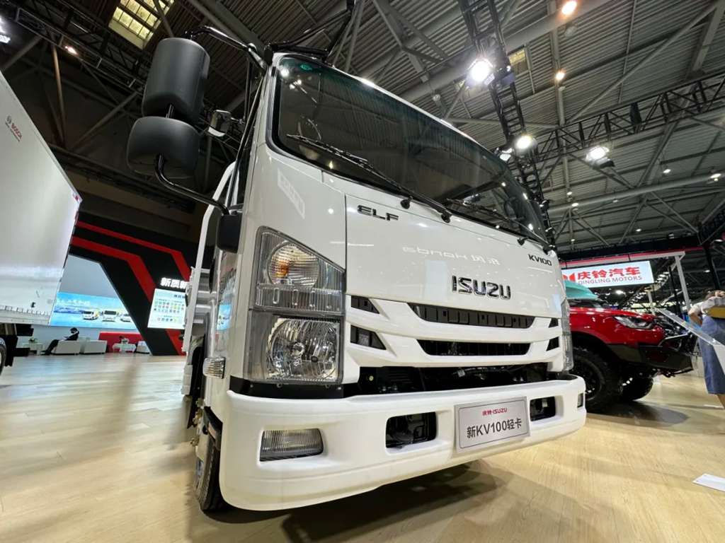 庆铃五十铃kv100丨新手都能“闭眼入”,干活不挑放心赚! - 第3张 - 提加商用车网 庆铃五十铃kv100丨新手都能“闭眼入”,干活不挑放心赚! - 第3张