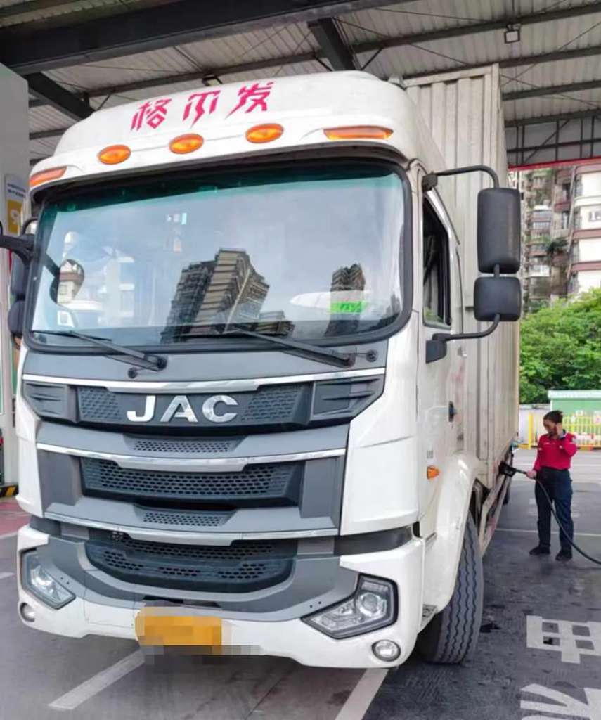 发哥驾到丨从几辆车到七八十台!赵老板:长远发展,江淮重卡是关键 - 第2张 - 提加商用车网 发哥驾到丨从几辆车到七八十台!赵老板:长远发展,江淮重卡是关键 - 第2张