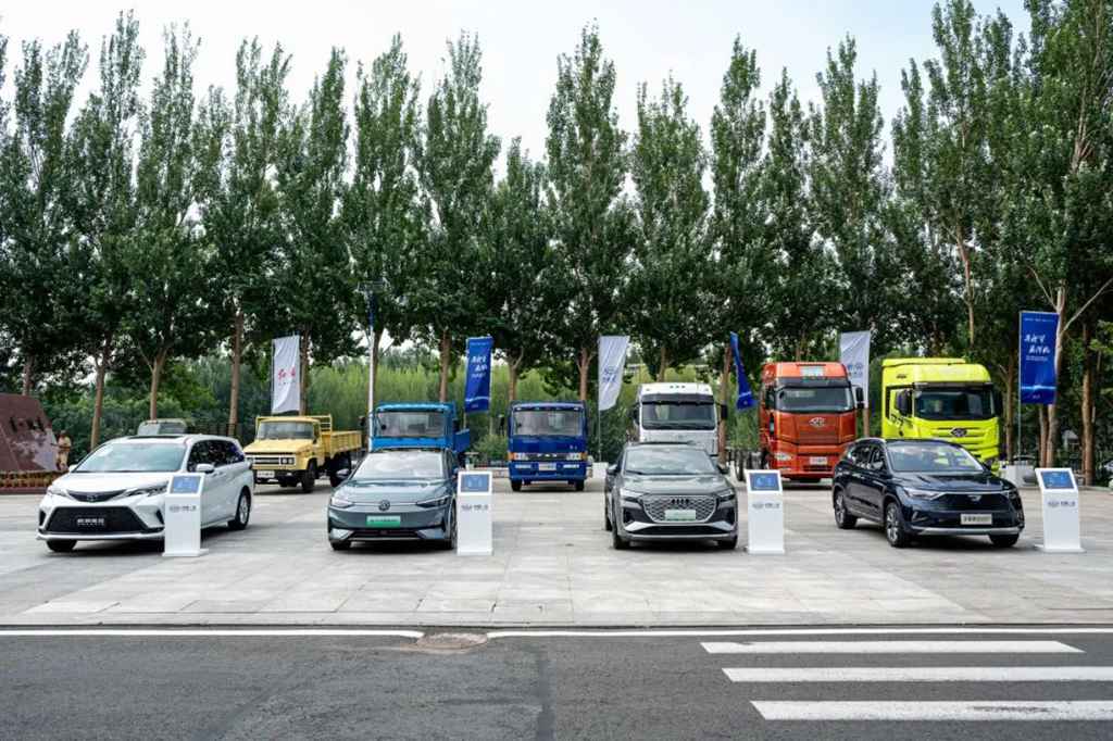 中国一汽第6000万辆汽车暨第900万辆解放卡车荣耀出车 - 第14张 - 提加商用车网 中国一汽第6000万辆汽车暨第900万辆解放卡车荣耀出车 - 第14张