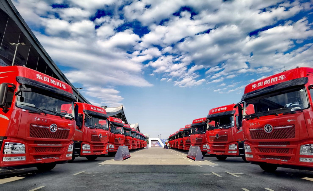 疆煤外运再交400台，东风商用车为何是客户首选？ - 第2张