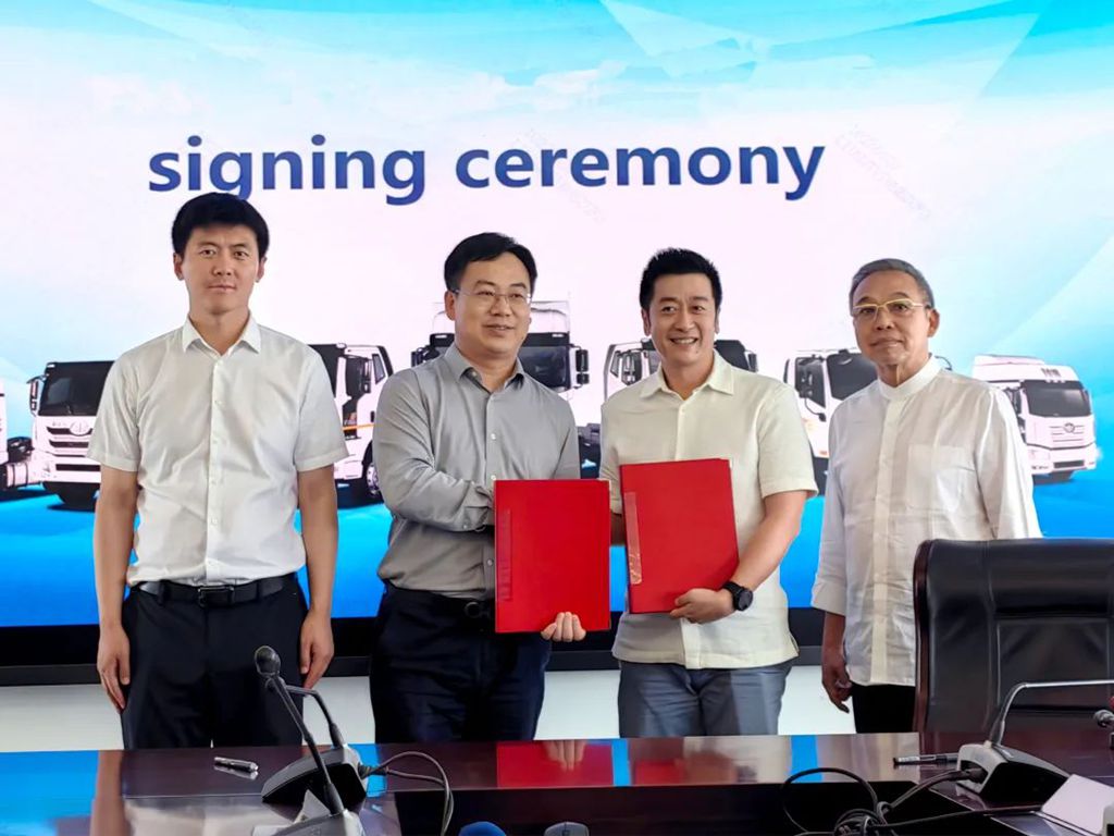 一汽解放与印尼知名物流集团签署1200台重卡出口合作备忘录 - 第1张 - 提加商用车网 一汽解放与印尼知名物流集团签署1200台重卡出口合作备忘录 - 第1张