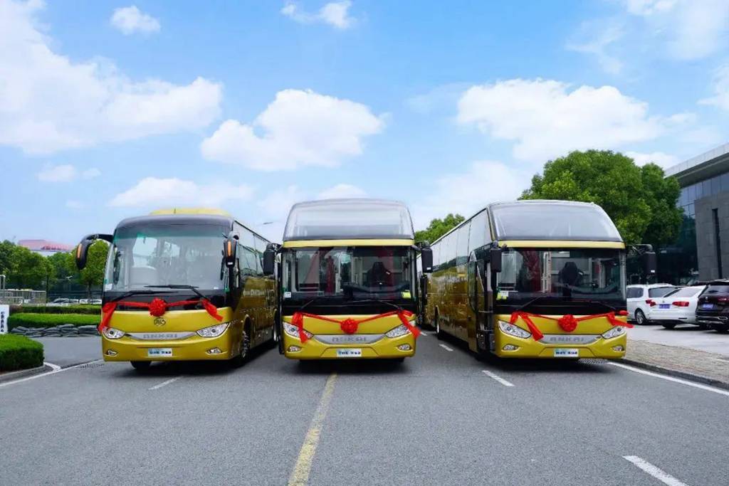 暑期加速跑!安凯客车助力长沙旅游“热”力延续 - 第1张 - 提加商用车网 暑期加速跑!安凯客车助力长沙旅游“热”力延续 - 第1张
