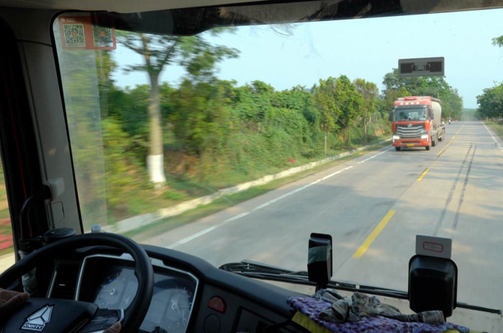 选择水泥罐车“既要又要还要”,中国重汽豪沃MAX燃气车统统满足 - 第6张 - 提加商用车网 选择水泥罐车“既要又要还要”,中国重汽豪沃MAX燃气车统统满足 - 第6张