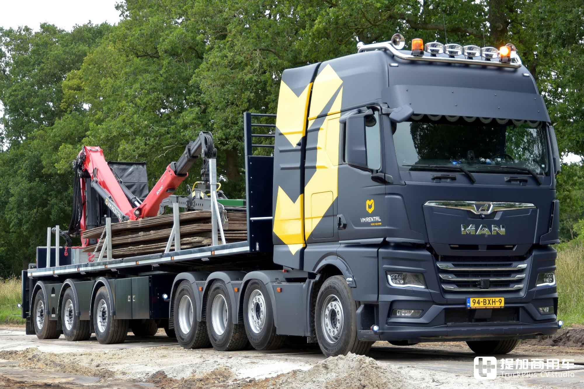 1:1比例的RC遥控车?可遥控行驶的庞然大物,这台曼恩TGX大件车不一般 - 第2张 - 提加商用车网 1:1比例的RC遥控车?可遥控行驶的庞然大物,这台曼恩TGX大件车不一般 - 第2张