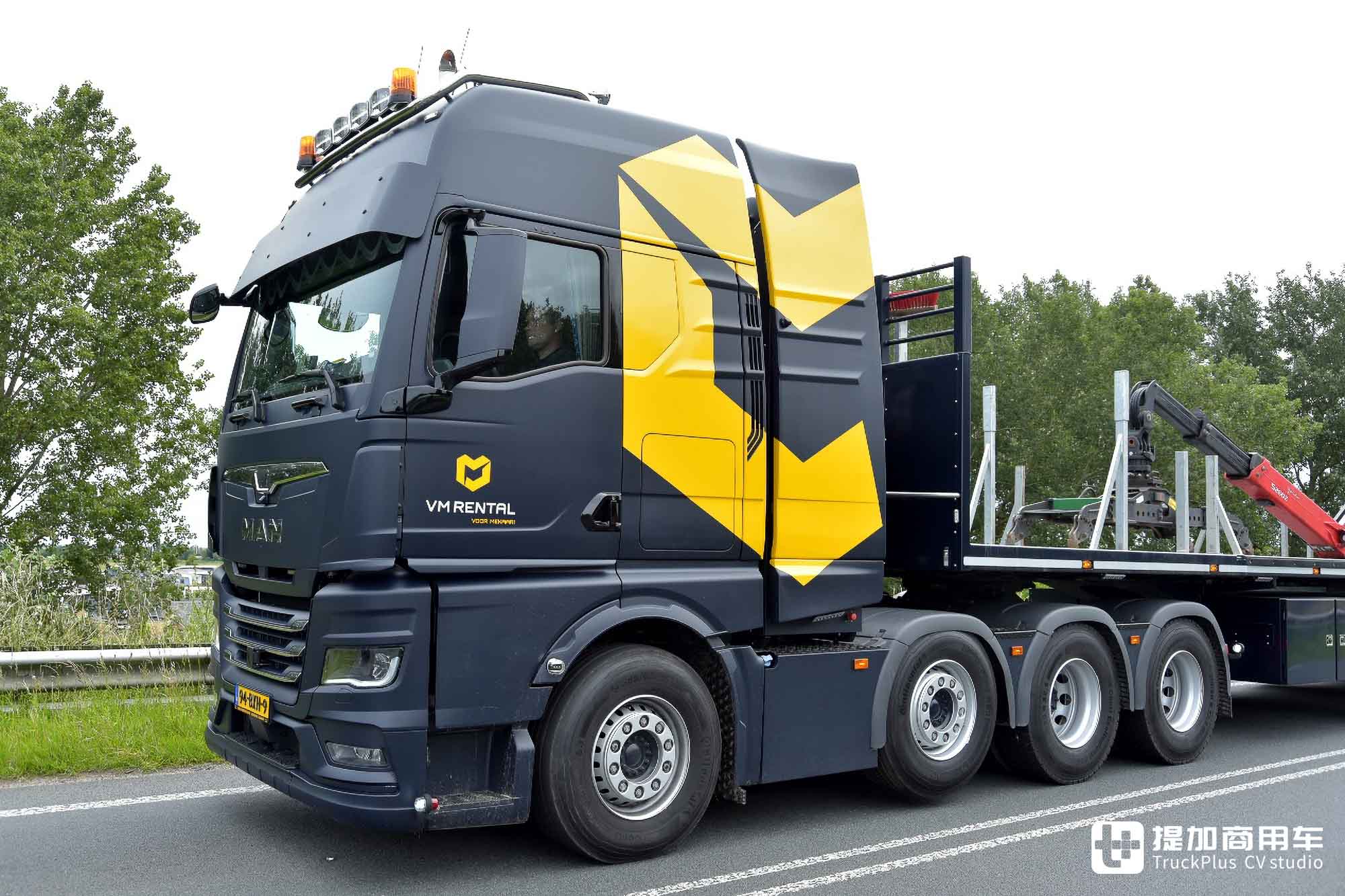 1:1比例的RC遥控车?可遥控行驶的庞然大物,这台曼恩TGX大件车不一般 - 第4张 - 提加商用车网 1:1比例的RC遥控车?可遥控行驶的庞然大物,这台曼恩TGX大件车不一般 - 第4张