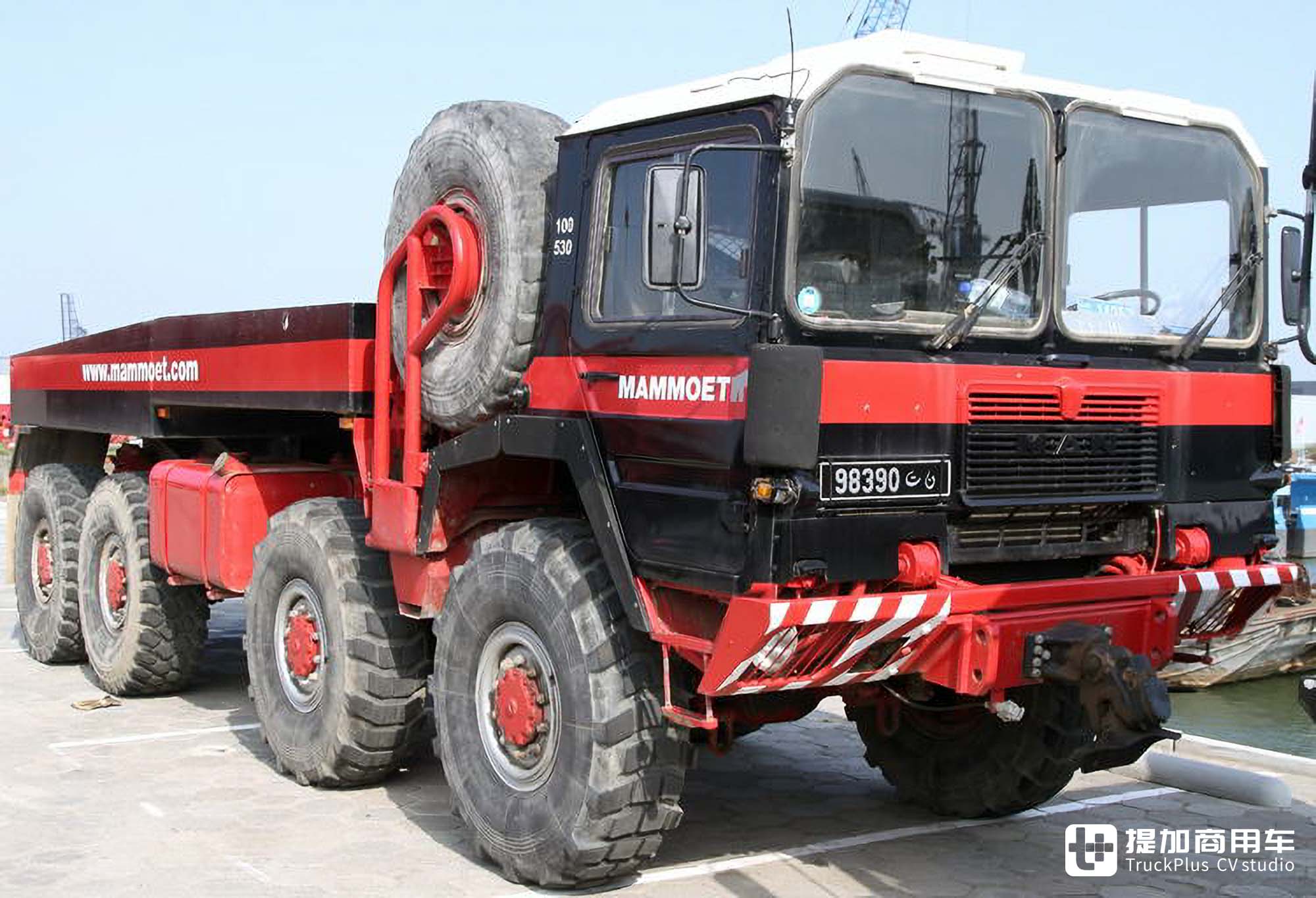 退役军卡当大件车?8x8全驱+液力变矩器,曼恩KAT 2军卡大件车实拍 - 第5张 - 提加商用车网 退役军卡当大件车?8x8全驱+液力变矩器,曼恩KAT 2军卡大件车实拍 - 第5张