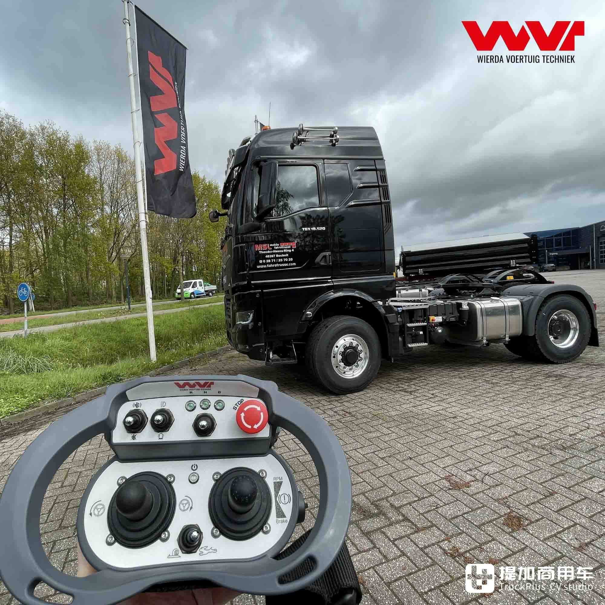 1:1比例的RC遥控车?可遥控行驶的庞然大物,这台曼恩TGX大件车不一般 - 第15张 - 提加商用车网 1:1比例的RC遥控车?可遥控行驶的庞然大物,这台曼恩TGX大件车不一般 - 第15张