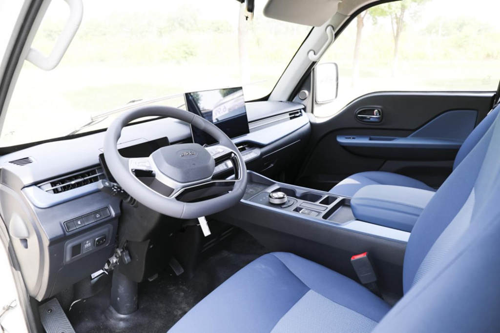 “新”意十足 高颜值纯电轿卡江淮1卡恺达U7来啦! - 第3张 - 提加商用车网 “新”意十足 高颜值纯电轿卡江淮1卡恺达U7来啦! - 第3张