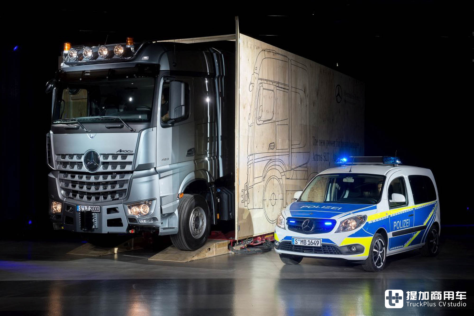 十年前的它开启了大件运输新纪元,回顾奔驰Actros SLT与Arocs SLT大件运输车 - 第1张 - 提加商用车网 十年前的它开启了大件运输新纪元,回顾奔驰Actros SLT与Arocs SLT大件运输车 - 第1张
