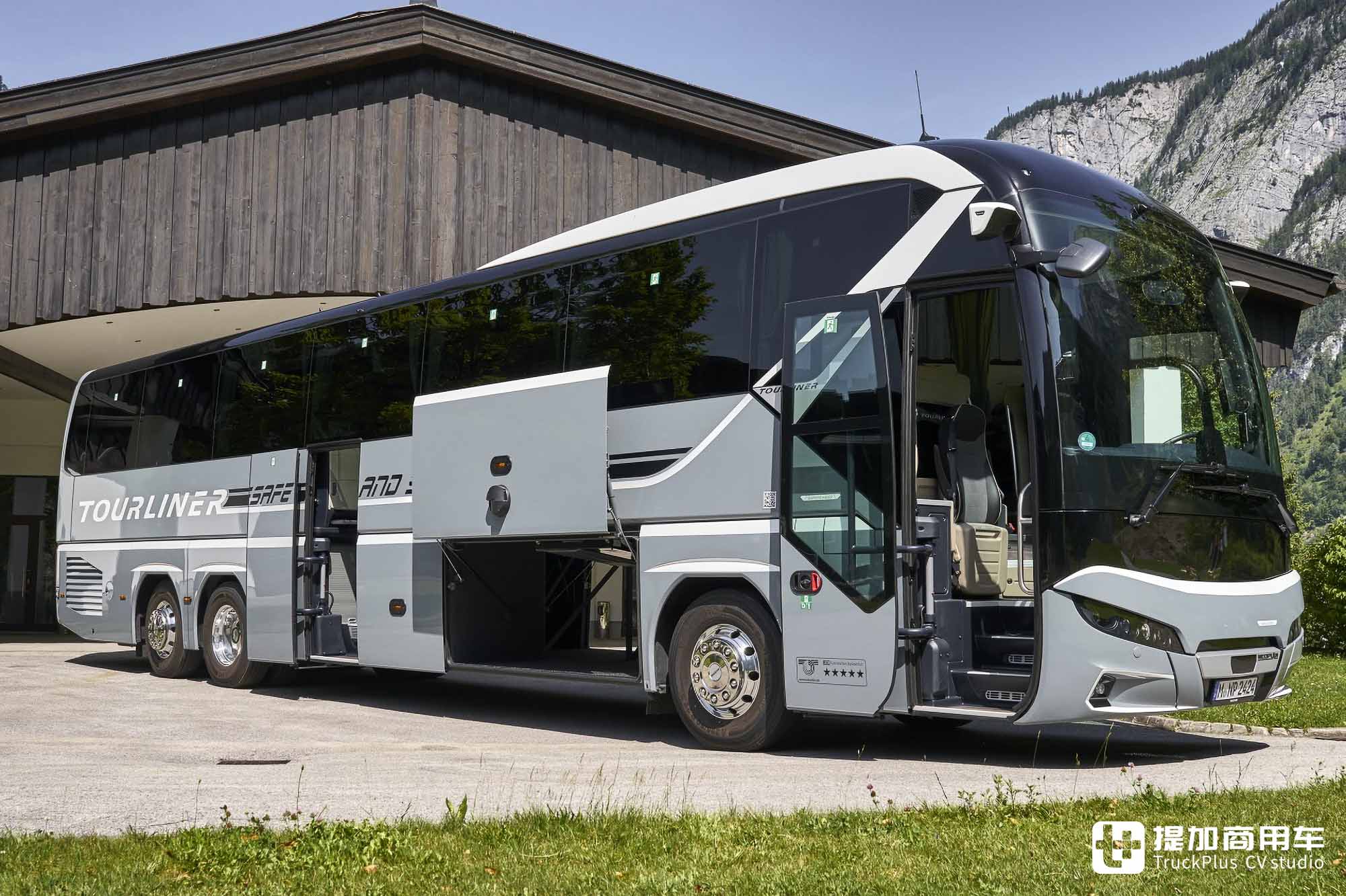 豪华度到位,安全性大升级,带你体验最新款尼奥普兰Tourliner L豪华大巴 - 第1张 - 提加商用车网 豪华度到位,安全性大升级,带你体验最新款尼奥普兰Tourliner L豪华大巴 - 第1张