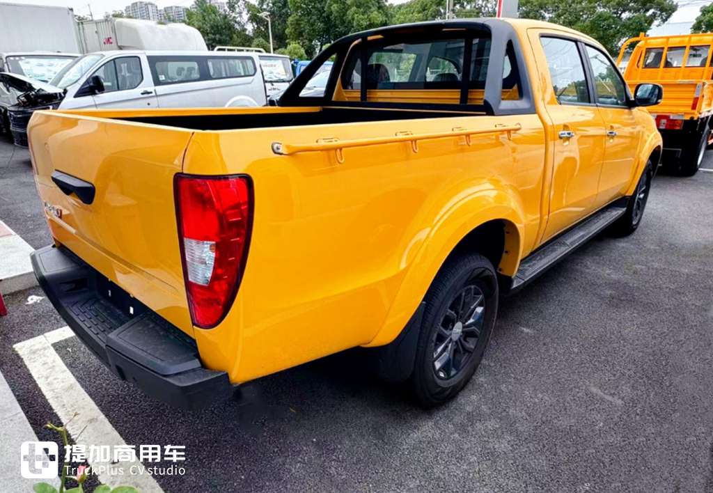 大通星际L对比江铃域虎7,谁才是10万级“性价比之王”? - 第9张 - 提加商用车网 大通星际L对比江铃域虎7,谁才是10万级“性价比之王”? - 第9张