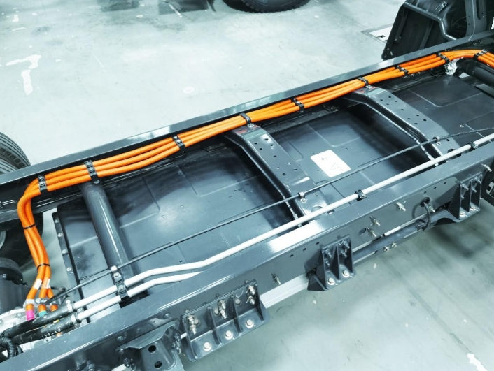 城配城际皆无忧 乘龙L2V打造纯电轻卡“三好生” - 第6张 - 提加商用车网 城配城际皆无忧 乘龙L2V打造纯电轻卡“三好生” - 第6张