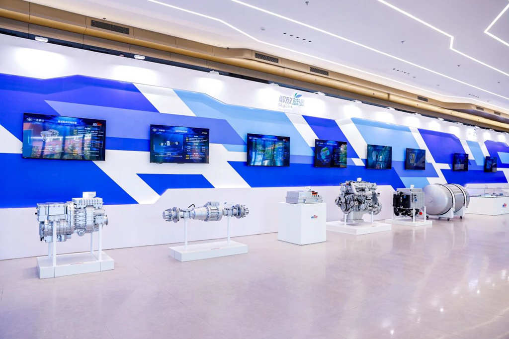 中国一汽与青岛市政府战略合作签约暨一汽解放（青岛）商用车开发院揭牌仪式成功举行 - 第14张