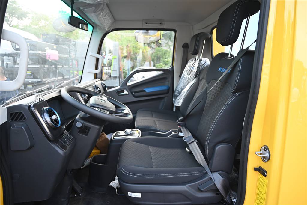 欧马可为何被称为“清障一哥”?看看这款车的实力你就明白了 - 第6张 - 提加商用车网 欧马可为何被称为“清障一哥”?看看这款车的实力你就明白了 - 第6张