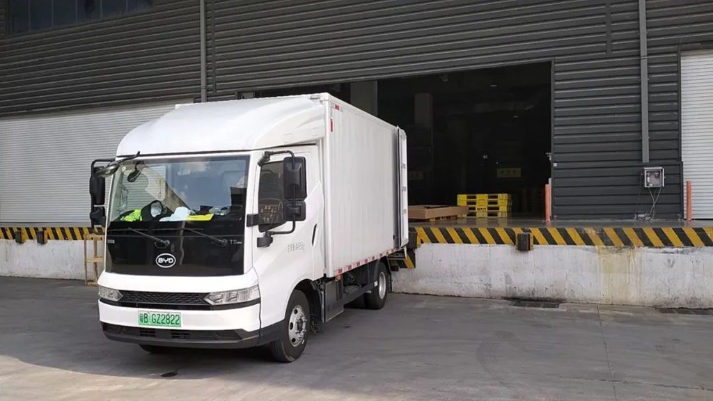 比亚迪携手比斯克与车夫网达成战略合作,助力绿色物流高质量发展 - 第2张 - 提加商用车网 比亚迪携手比斯克与车夫网达成战略合作,助力绿色物流高质量发展 - 第2张