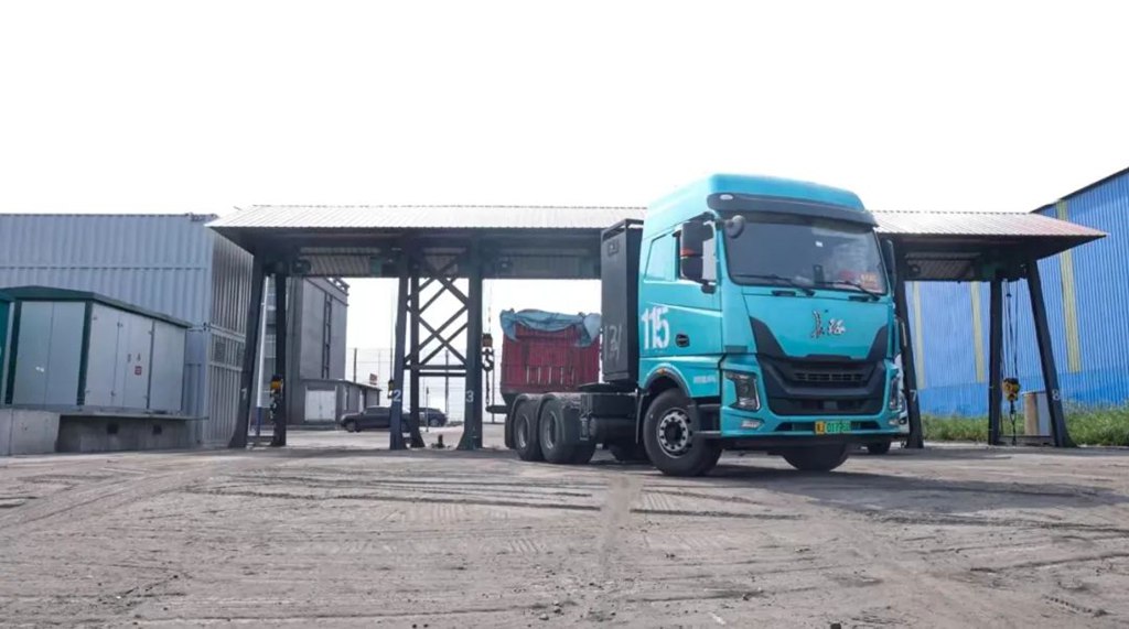 场景造车再升级 新长征双电机重卡焕新上市 - 第2张 - 提加商用车网 场景造车再升级 新长征双电机重卡焕新上市 - 第2张