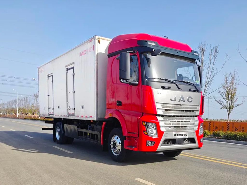 明星产品丨“冰鲜1号”江淮星耀X5冷藏车,用鲜美品质助力收益提升 - 第3张 - 提加商用车网 明星产品丨“冰鲜1号”江淮星耀X5冷藏车,用鲜美品质助力收益提升 - 第3张