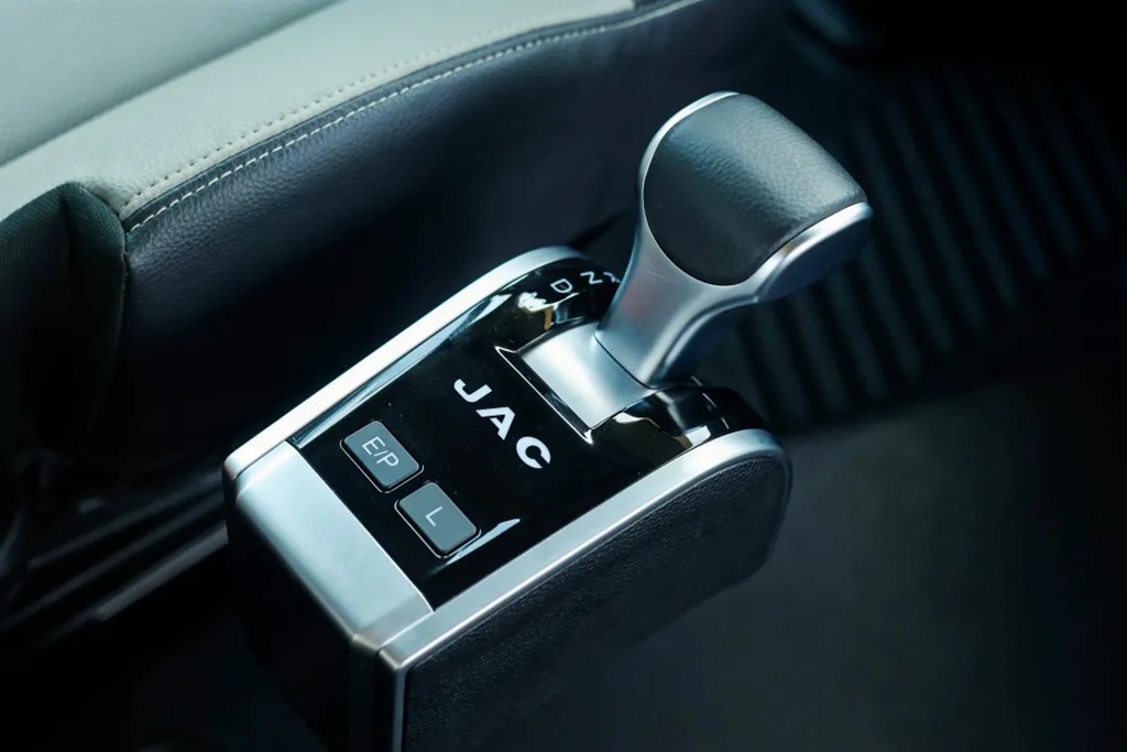 明星产品丨干线物流的得力助手,江淮星耀X7让生意更加红火! - 第2张 - 提加商用车网 明星产品丨干线物流的得力助手,江淮星耀X7让生意更加红火! - 第2张