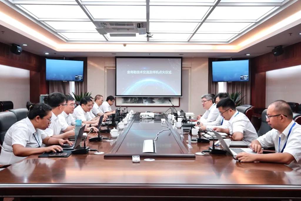 全球首台全可变气门商用车重型发动机在玉柴成功点火 - 第3张 - 提加商用车网 全球首台全可变气门商用车重型发动机在玉柴成功点火 - 第3张