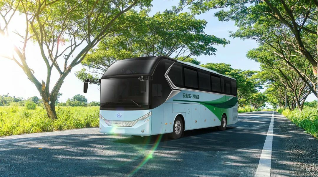 主打出游 “松弛感” 安凯N8系列让旅行慢下来 - 第4张 - 提加商用车网 主打出游 “松弛感” 安凯N8系列让旅行慢下来 - 第4张