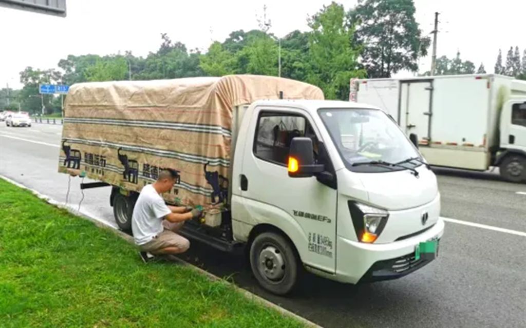 绿色高效：李飞师傅和飞碟EF3的成都物流日常 - 第4张