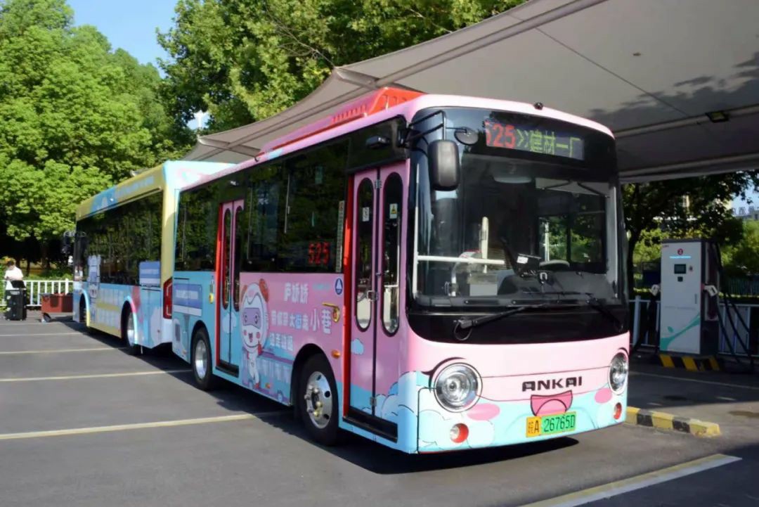 “庐胖胖·庐娇娇”首亮相!安凯客车助力儿童友好城市建设 - 第4张 - 提加商用车网 “庐胖胖·庐娇娇”首亮相!安凯客车助力儿童友好城市建设 - 第4张