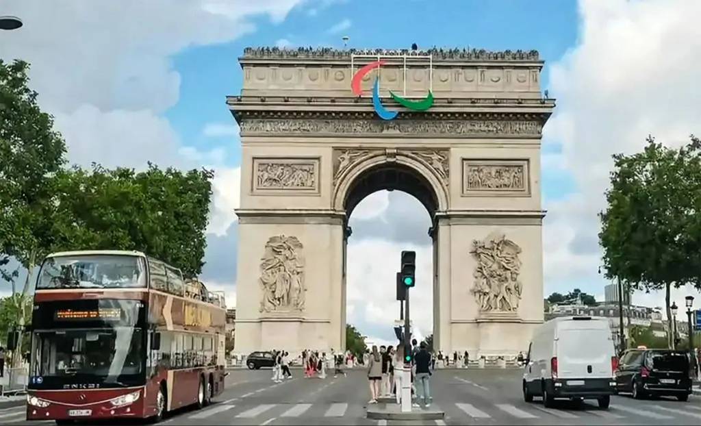 巴黎游热度加载100%,安凯客车助推“体育+旅游”火出圈 - 第5张 - 提加商用车网 巴黎游热度加载100%,安凯客车助推“体育+旅游”火出圈 - 第5张