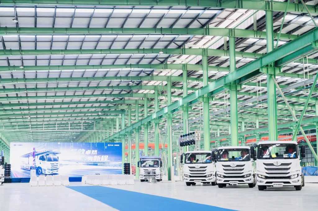 解放悍V-LNG中置轴轿运车隆重上市! - 第7张 - 提加商用车网 解放悍V-LNG中置轴轿运车隆重上市! - 第7张