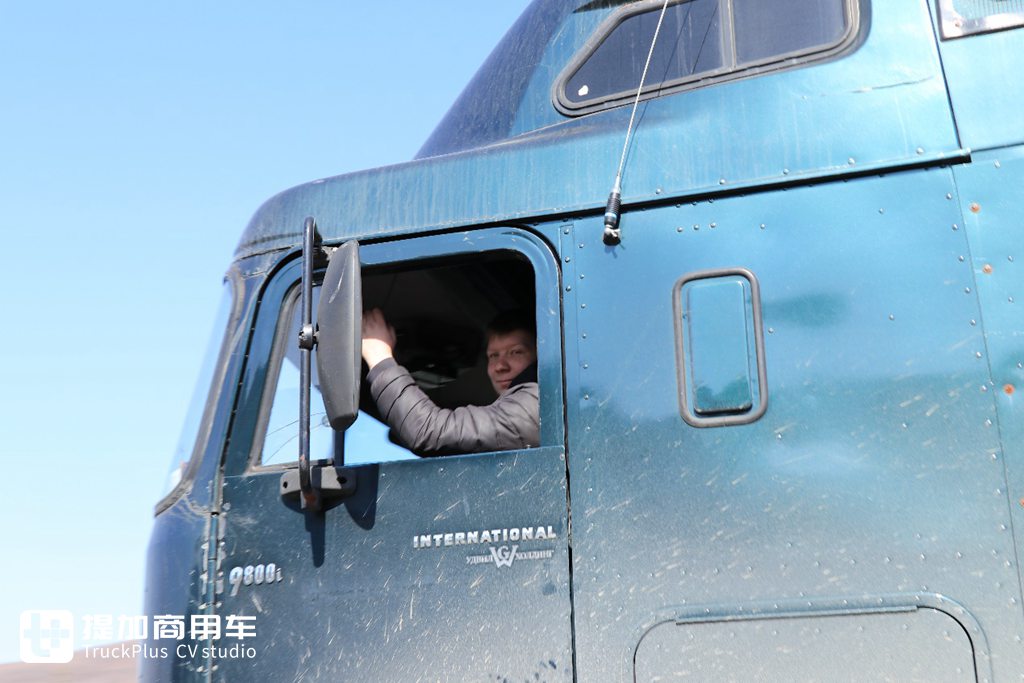 绥芬河口岸俄罗斯卡车实拍终章来了,再带你看看老毛子爱开的那些美国卡车 - 第21张 - 提加商用车网 绥芬河口岸俄罗斯卡车实拍终章来了,再带你看看老毛子爱开的那些美国卡车 - 第21张