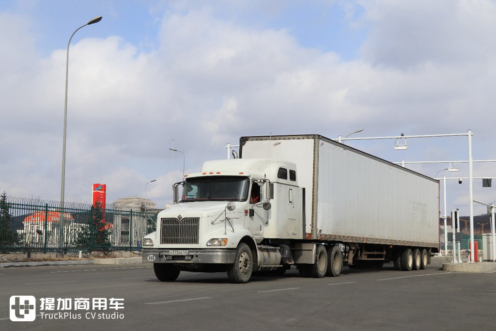 绥芬河口岸俄罗斯卡车实拍终章来了,再带你看看老毛子爱开的那些美国卡车 - 第22张 - 提加商用车网 绥芬河口岸俄罗斯卡车实拍终章来了,再带你看看老毛子爱开的那些美国卡车 - 第22张
