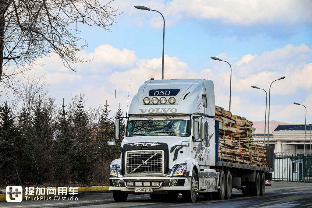 绥芬河口岸俄罗斯卡车实拍终章来了,再带你看看老毛子爱开的那些美国卡车 - 第26张 - 提加商用车网 绥芬河口岸俄罗斯卡车实拍终章来了,再带你看看老毛子爱开的那些美国卡车 - 第26张