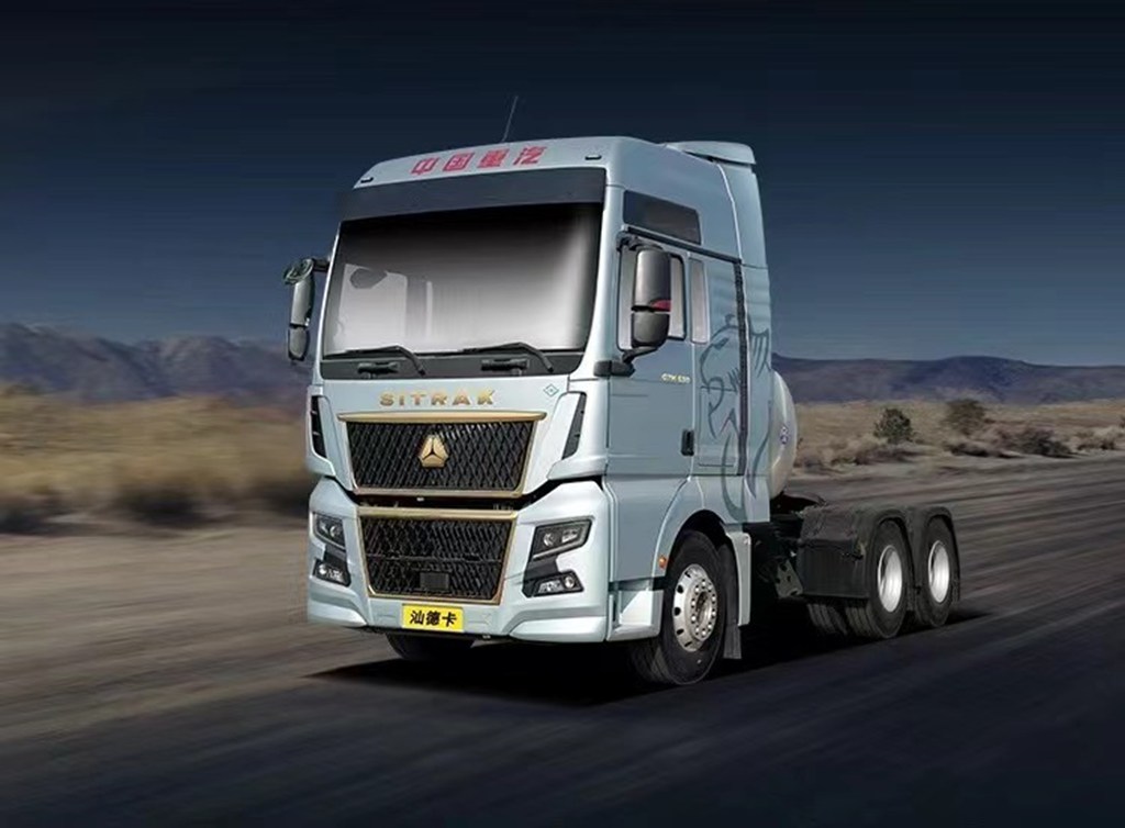 利剑出鞘!中国重汽汕德卡燃气车助力青藏线运输再启新程 - 第1张 - 提加商用车网 利剑出鞘!中国重汽汕德卡燃气车助力青藏线运输再启新程 - 第1张