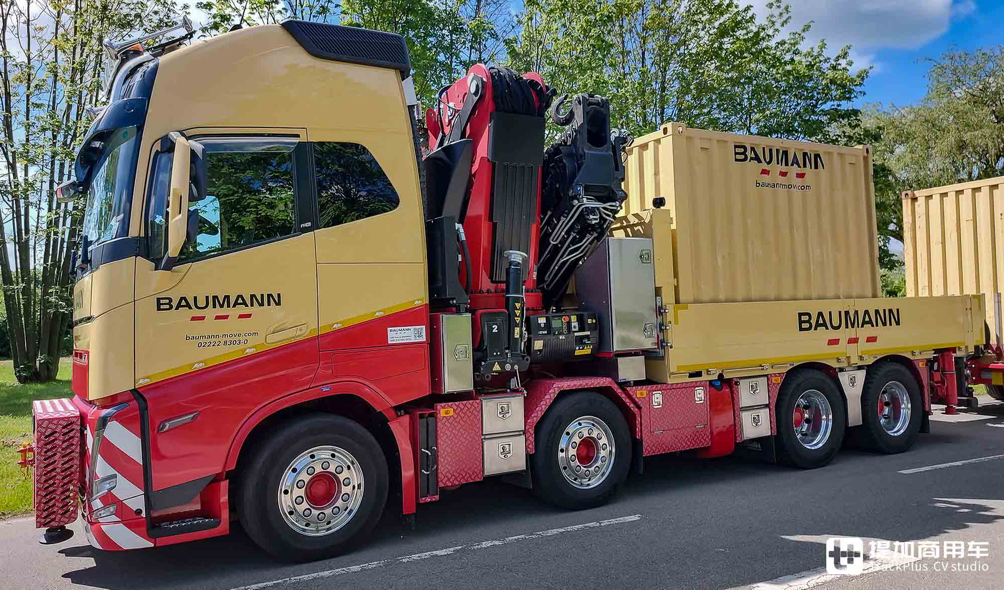 750匹马力+顶级车身配置,大件运输后勤车,沃尔沃FH 16多用途随车吊实拍 - 第11张 - 提加商用车网 750匹马力+顶级车身配置,大件运输后勤车,沃尔沃FH 16多用途随车吊实拍 - 第11张