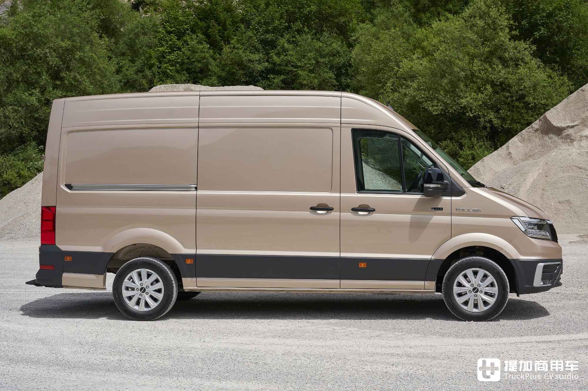 B型越野房车圣体?4x4全驱+智能座舱,德国曼恩TGE Next Level厢货了解一下 - 第12张 - 提加商用车网 B型越野房车圣体?4x4全驱+智能座舱,德国曼恩TGE Next Level厢货了解一下 - 第12张