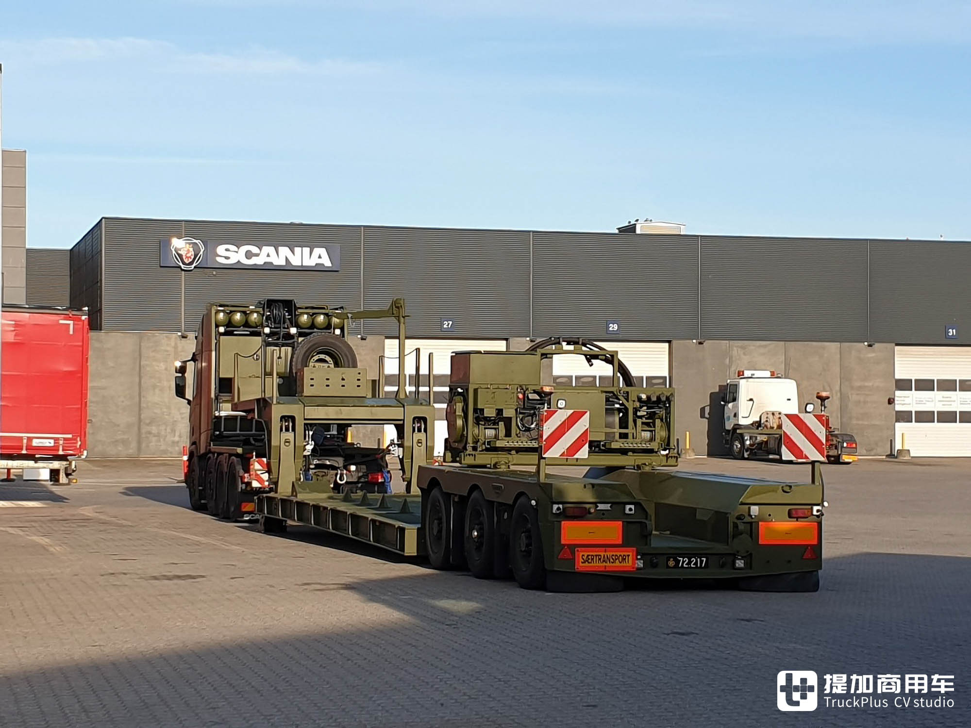 8x6驱动配V8发动机,牵引坦克专用,带您看斯堪尼亚650 S XT军用重型牵引车 - 第14张 - 提加商用车网 8x6驱动配V8发动机,牵引坦克专用,带您看斯堪尼亚650 S XT军用重型牵引车 - 第14张