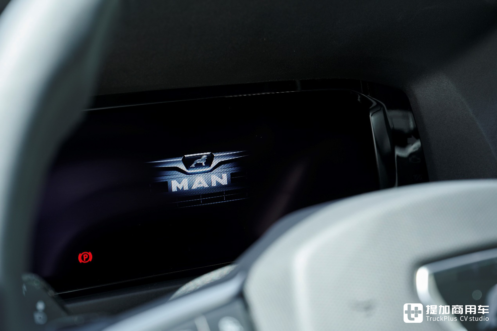 B型越野房车圣体?4x4全驱+智能座舱,德国曼恩TGE Next Level厢货了解一下 - 第25张 - 提加商用车网 B型越野房车圣体?4x4全驱+智能座舱,德国曼恩TGE Next Level厢货了解一下 - 第25张