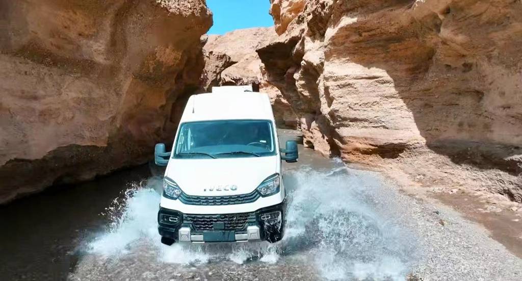 越野新霸主!依维柯欧胜涉水性能再创巅峰! - 第3张 - 提加商用车网 越野新霸主!依维柯欧胜涉水性能再创巅峰! - 第3张