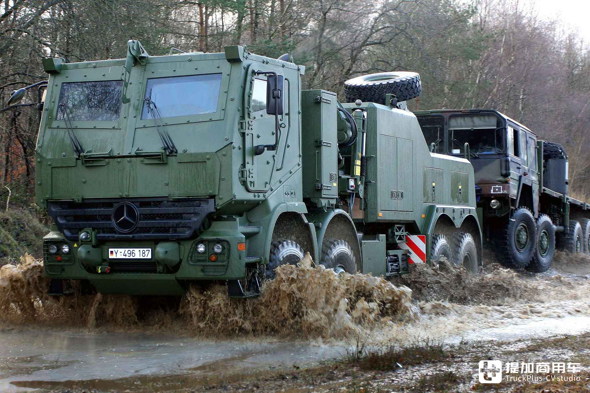 8x6驱动配V8发动机,牵引坦克专用,带您看斯堪尼亚650 S XT军用重型牵引车 - 第3张 - 提加商用车网 8x6驱动配V8发动机,牵引坦克专用,带您看斯堪尼亚650 S XT军用重型牵引车 - 第3张