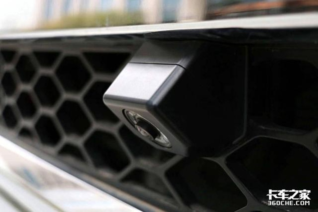 安全无死角,视界全掌控——上汽红岩360°环视系统助你一路平安 - 第3张 - 提加商用车网 安全无死角,视界全掌控——上汽红岩360°环视系统助你一路平安 - 第3张
