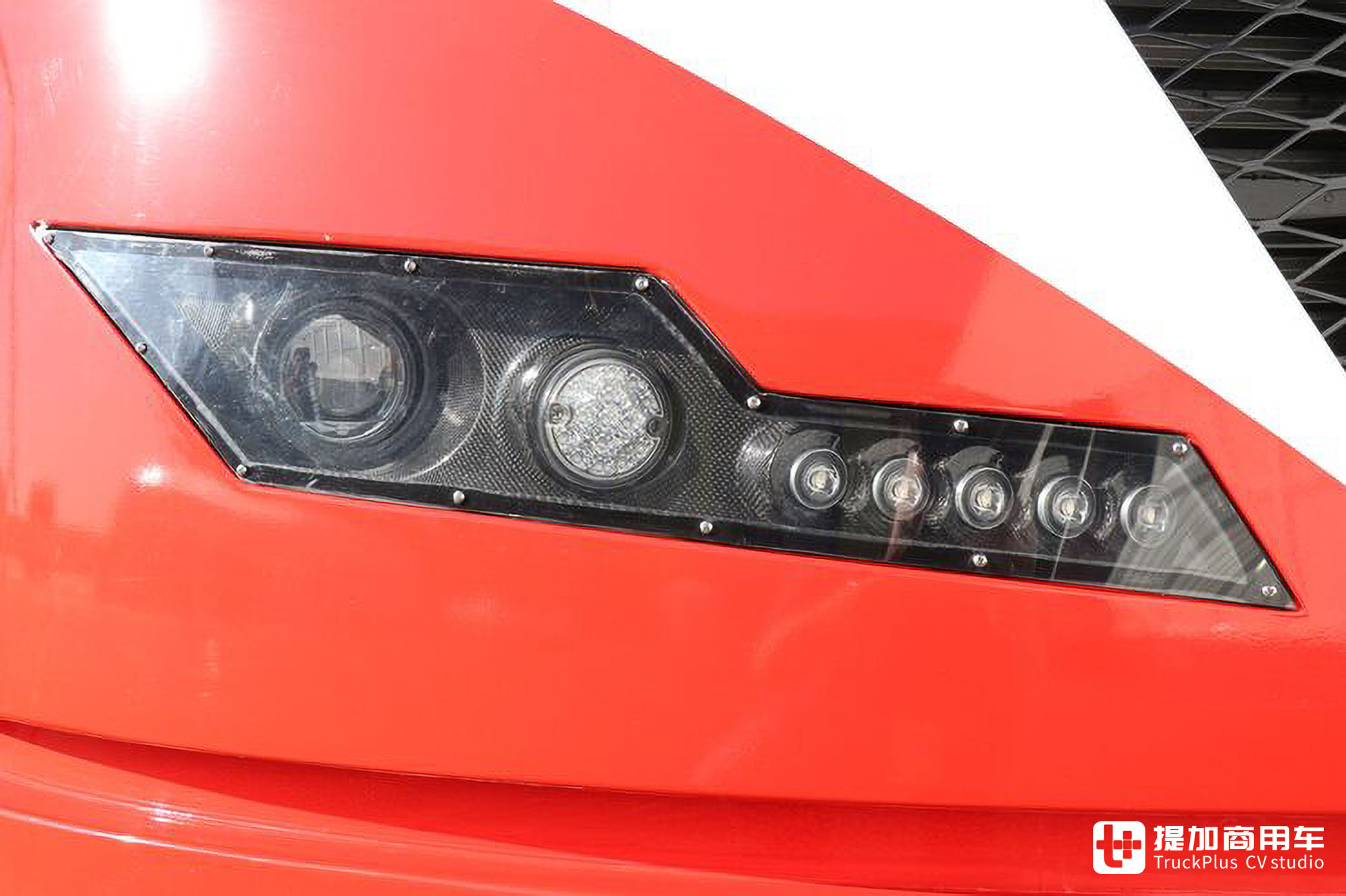 石油公司造重卡?高铁造型,还与解放合作,壳牌Starship系列卡车见过没 - 第5张 - 提加商用车网 石油公司造重卡?高铁造型,还与解放合作,壳牌Starship系列卡车见过没 - 第5张