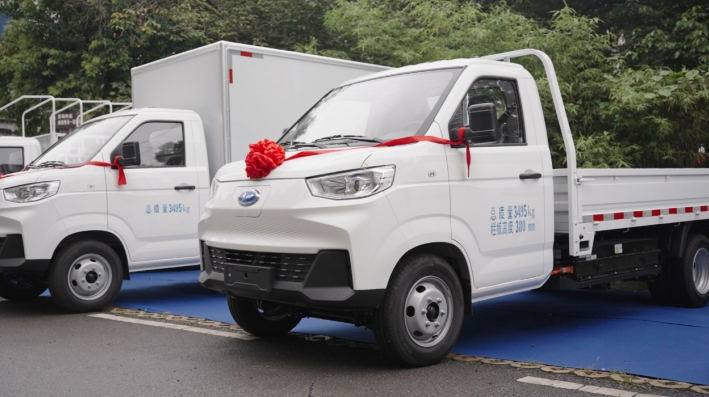 货运好伙伴,创富新选择 全新宽体小卡长江6号上市 - 第6张 - 提加商用车网 货运好伙伴,创富新选择 全新宽体小卡长江6号上市 - 第6张