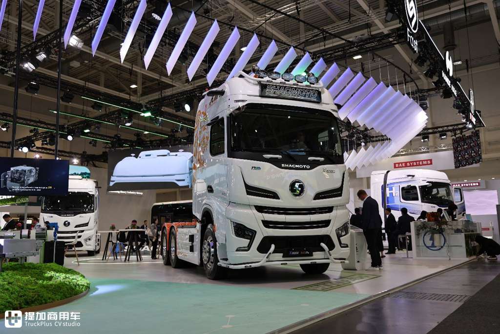 全场马力最大！陕汽德龙X6000 840马力牵引车亮相汉诺威IAA国际车展，配置不是一般高