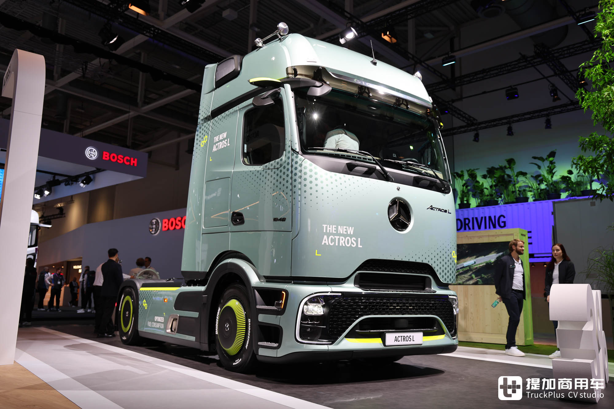 2024IAA:未来派全新平台,柴油动力再升级,奔驰新一代Actros L旗舰车型来袭 - 第1张 - 提加商用车网 2024IAA:未来派全新平台,柴油动力再升级,奔驰新一代Actros L旗舰车型来袭 - 第1张