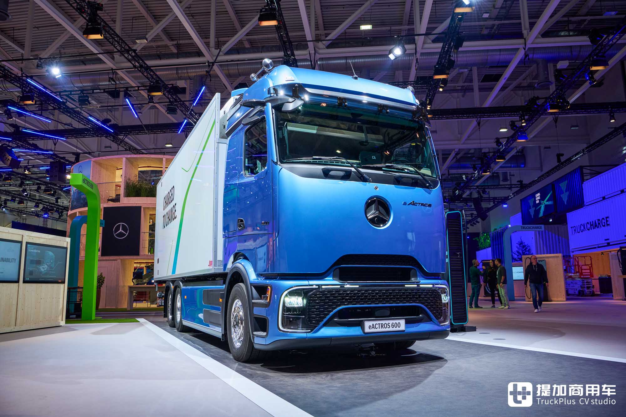 2024IAA:聚焦脱碳及数字化、智能化,奔驰带来多款柴油、纯电动前沿展品 - 第10张 - 提加商用车网 2024IAA:聚焦脱碳及数字化、智能化,奔驰带来多款柴油、纯电动前沿展品 - 第10张