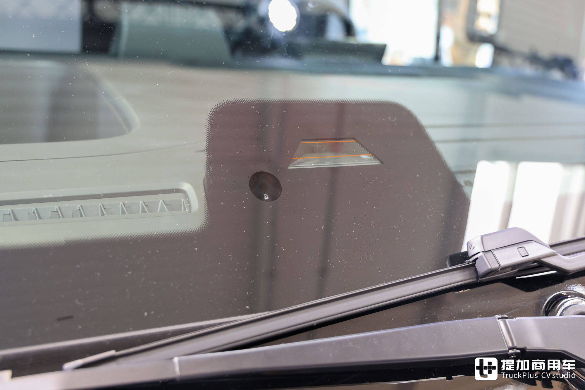 2024IAA:E-VALI纯电厢货、EYT 2.0码头牵引车亮相,比亚迪双新品全球首发 - 第11张 - 提加商用车网 2024IAA:E-VALI纯电厢货、EYT 2.0码头牵引车亮相,比亚迪双新品全球首发 - 第11张